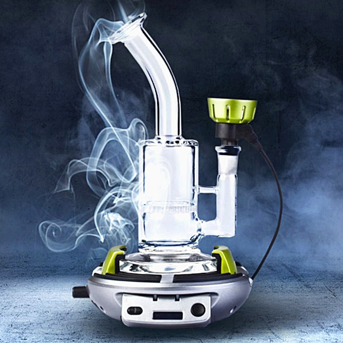 Glass E-Rig with thick vapors pouring out