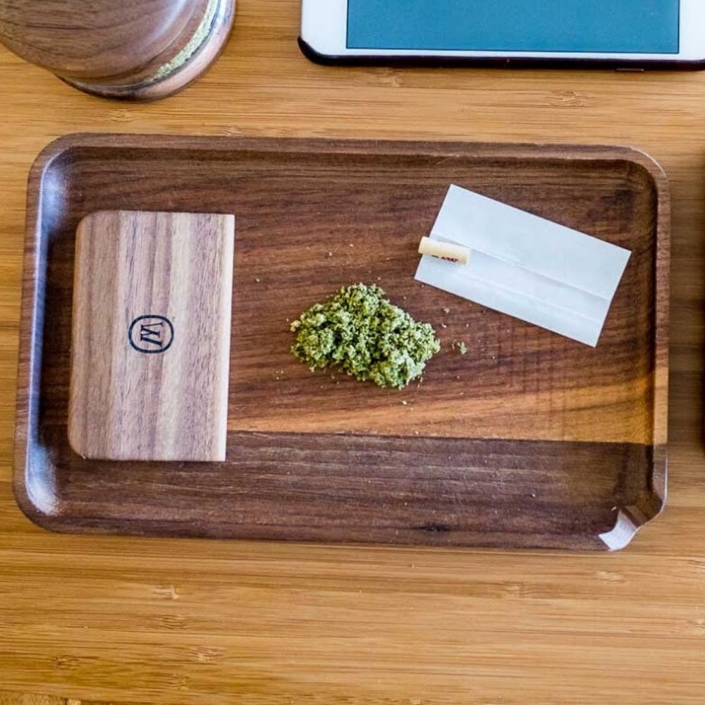 What is a Rolling Tray?